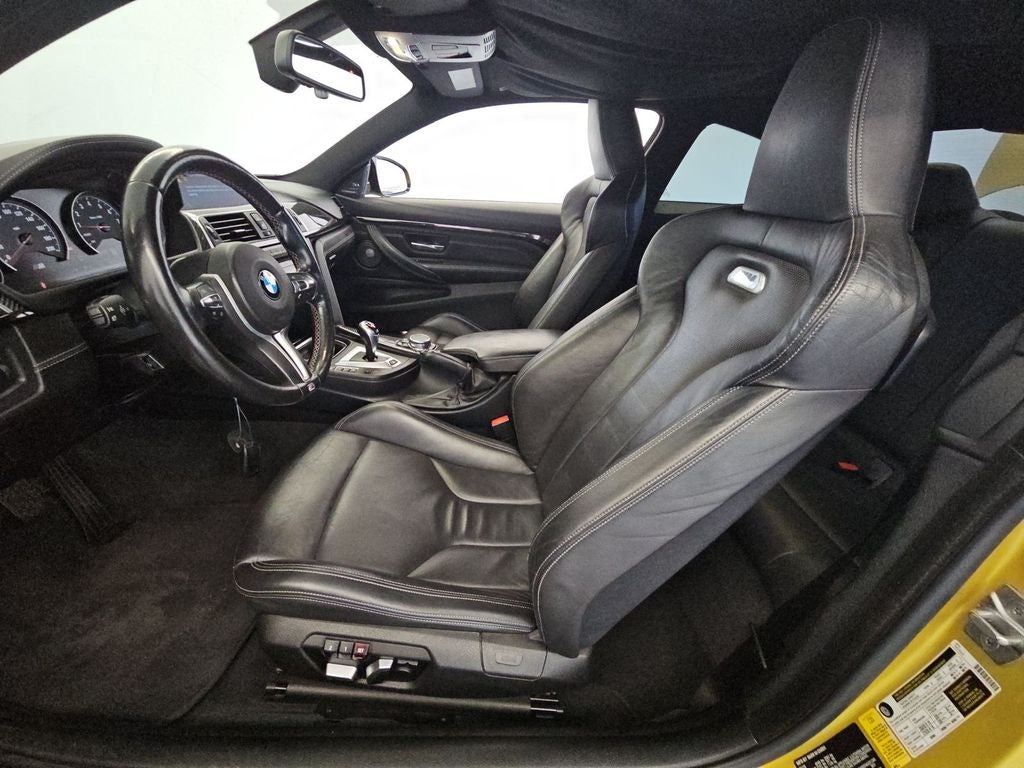 2016 BMW M4 Base EXECUTIVE PACKAGE, FACTORY AIR SUSPENSION & MORE!