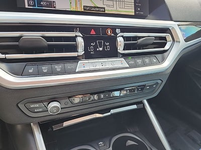 2022 BMW M3 Base Carbon Fiber Buckets