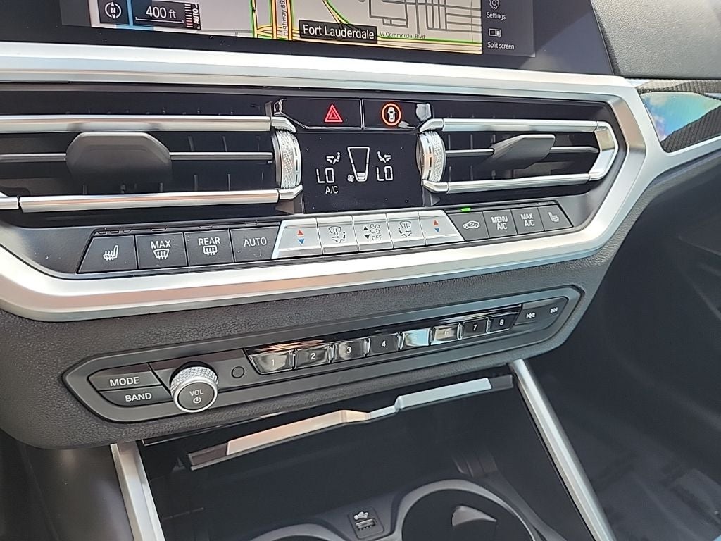 2022 BMW M3 Base Carbon Fiber Buckets