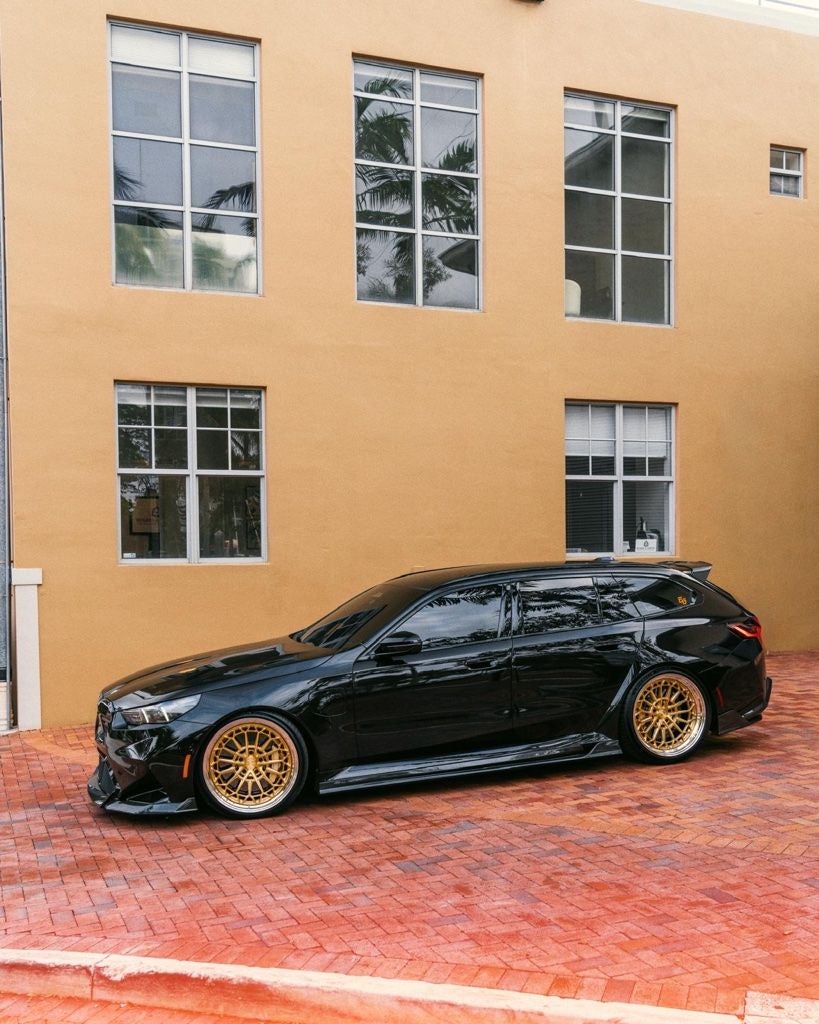 2026 BMW M5 Base ULTRA RARE INDIVIDUAL SPEC WITH TONS OF UPGRADES!