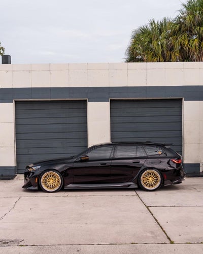 2026 BMW M5 Base ULTRA RARE INDIVIDUAL SPEC WITH TONS OF UPGRADES!