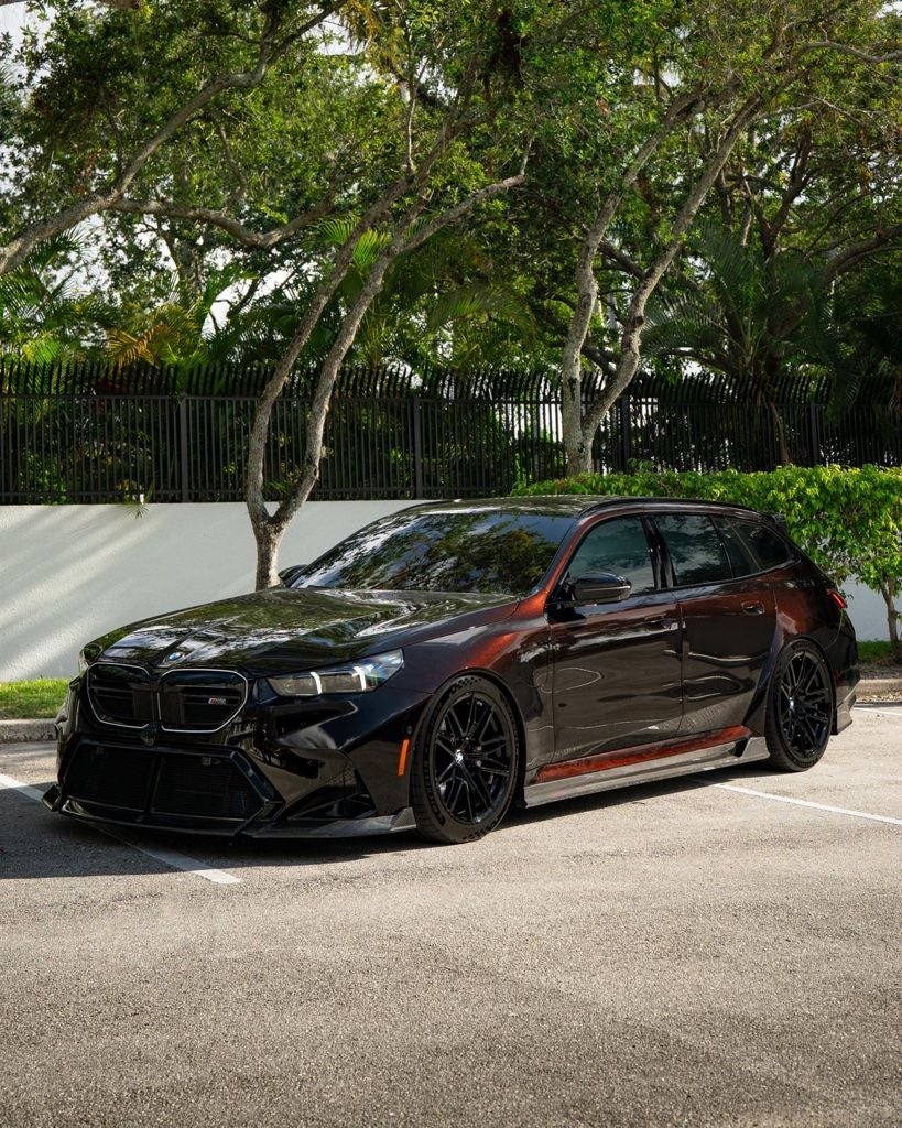 2026 BMW M5 Base ULTRA RARE INDIVIDUAL SPEC WITH TONS OF UPGRADES!