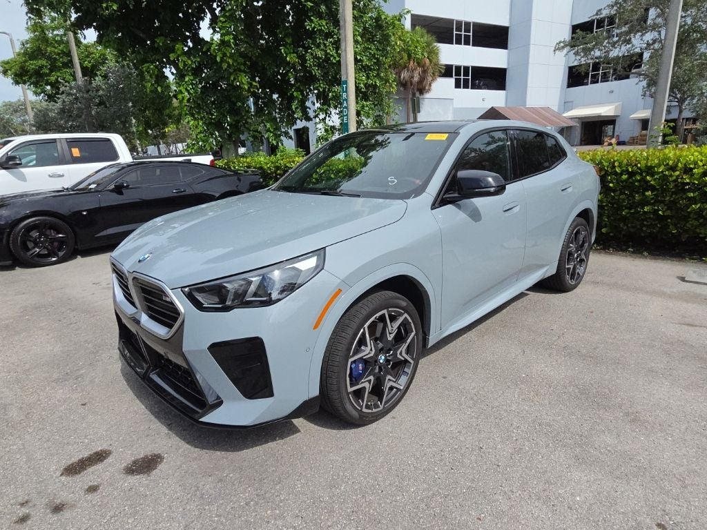 2025 BMW X2 M35i
