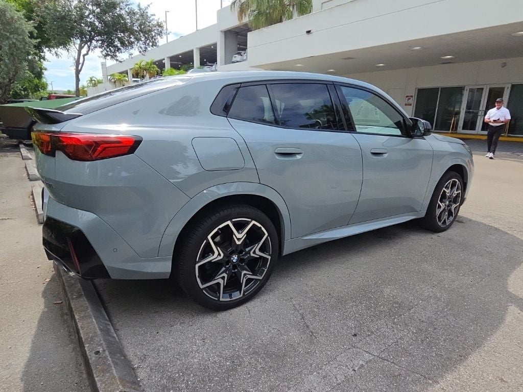 2025 BMW X2 M35i