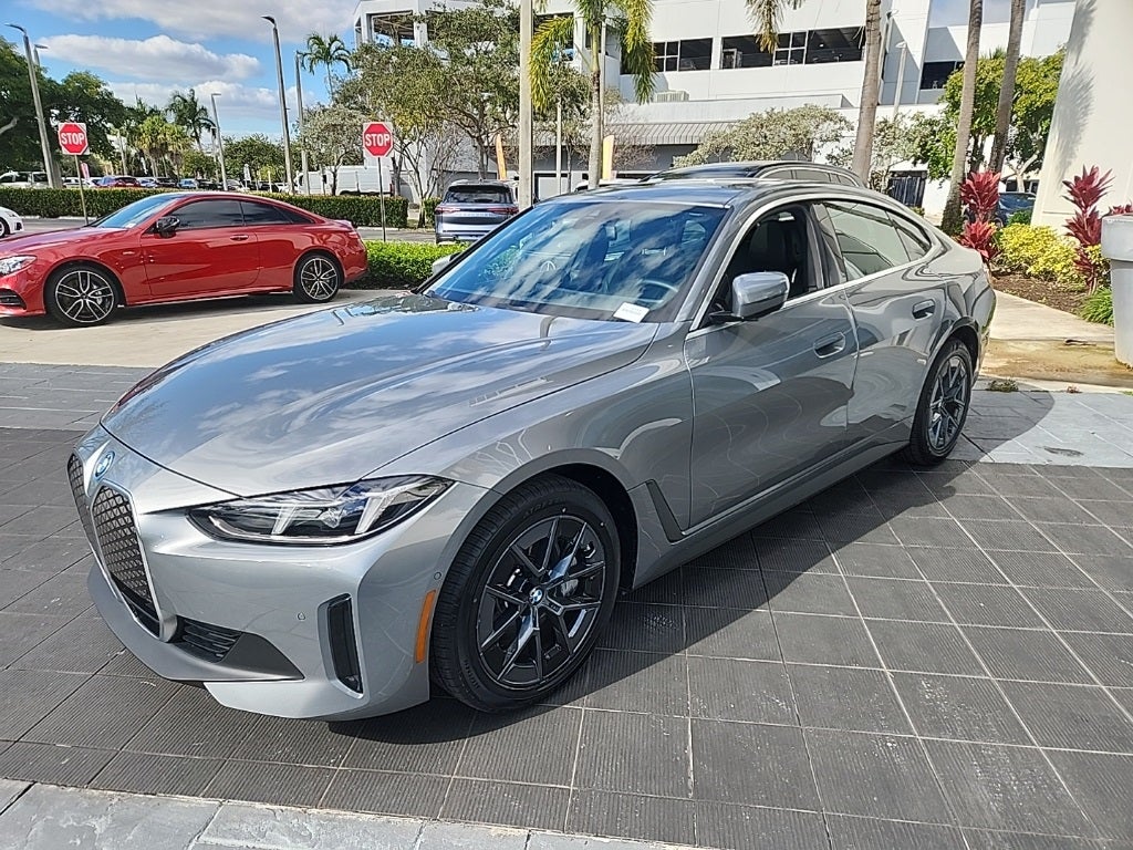 2025 BMW i4 eDrive40