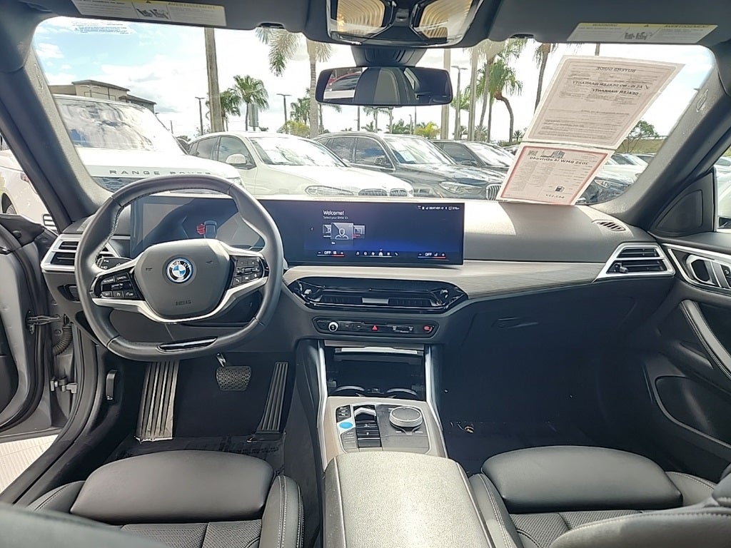 2025 BMW i4 eDrive40