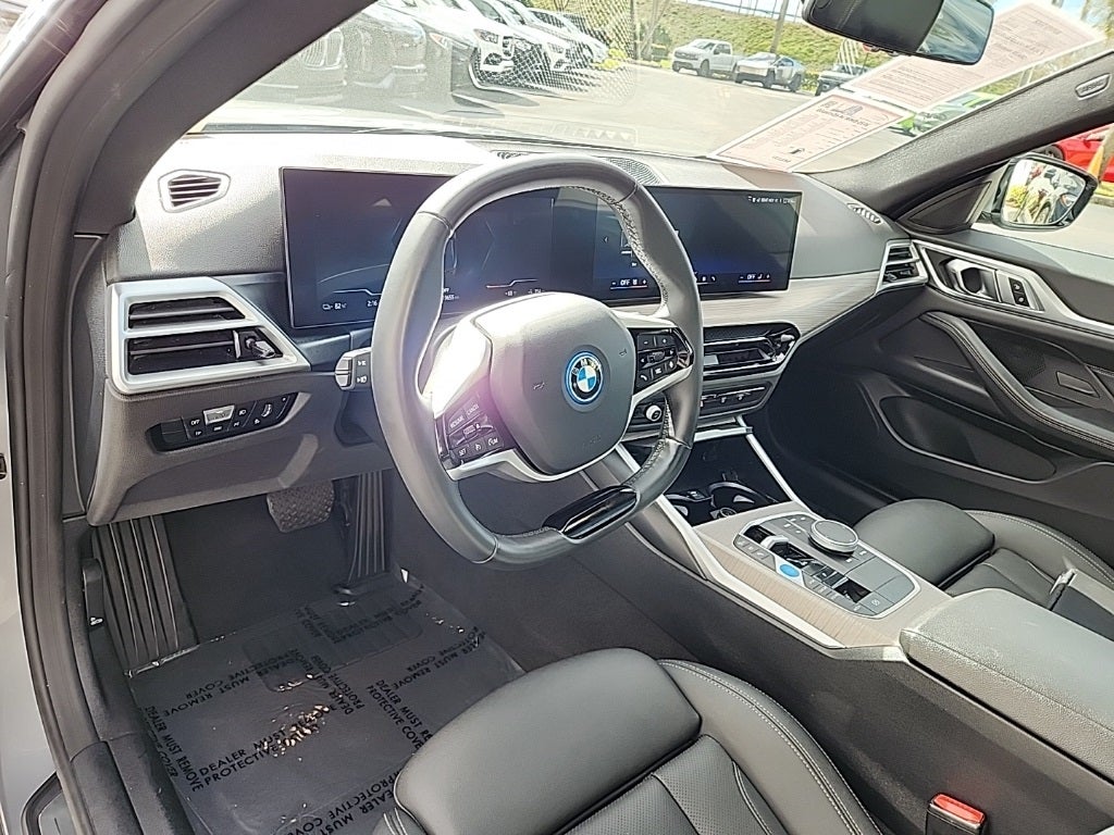 2025 BMW i4 eDrive40
