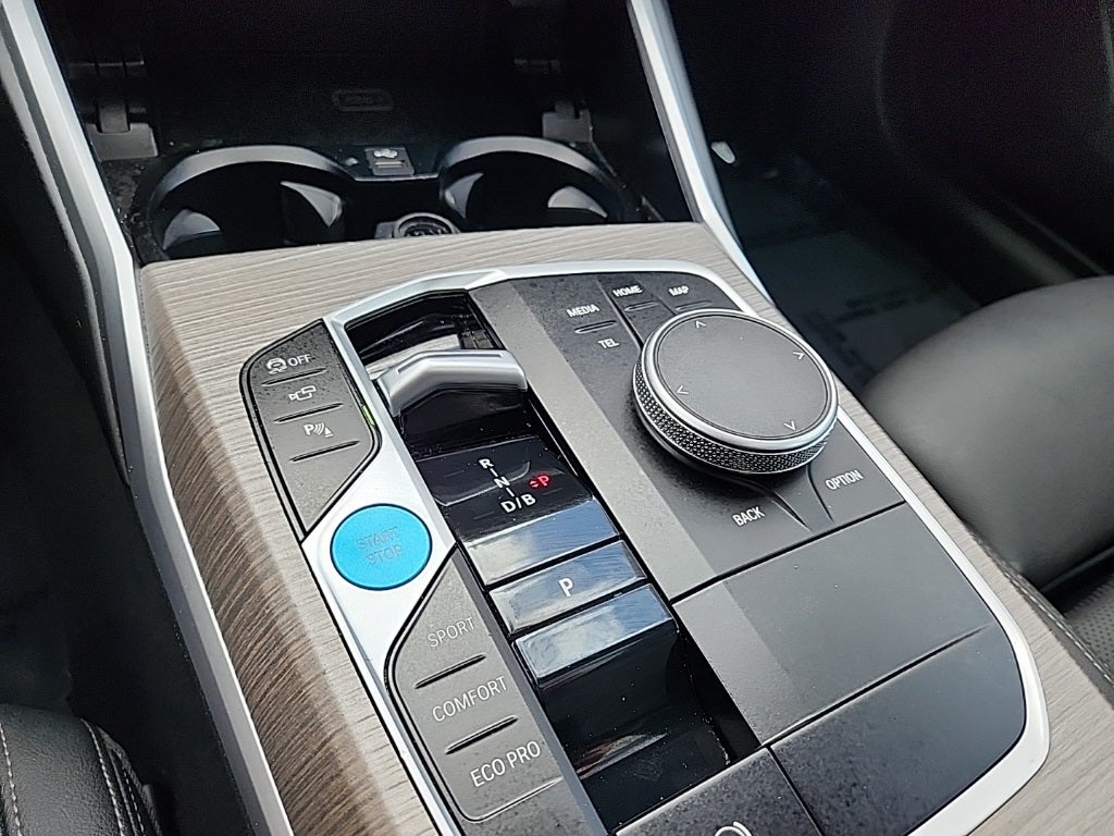 2025 BMW i4 eDrive40