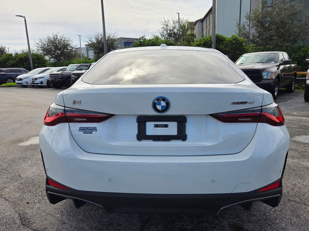 2025 BMW i4 eDrive40