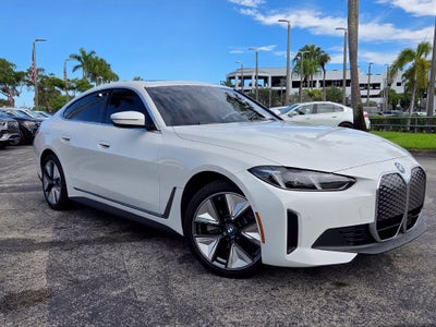 2025 BMW i4 eDrive40