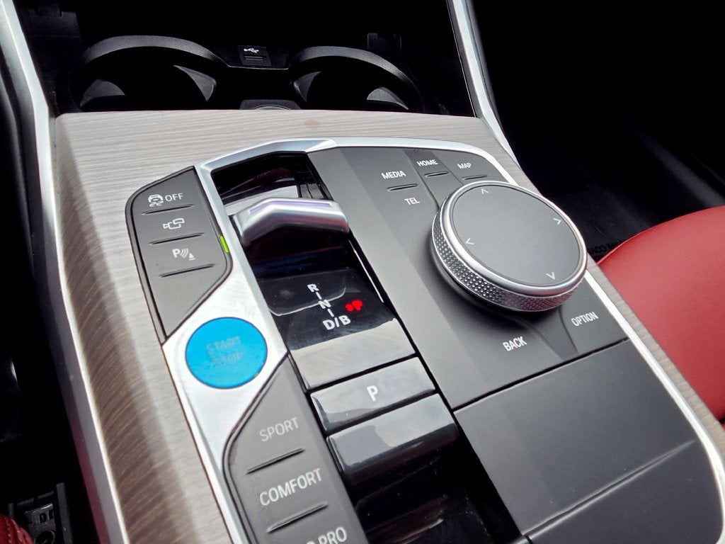 2025 BMW i4 eDrive40