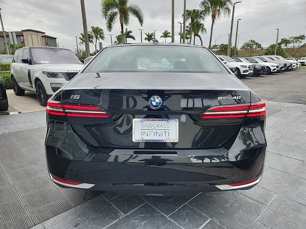 2024 BMW i5 eDrive40