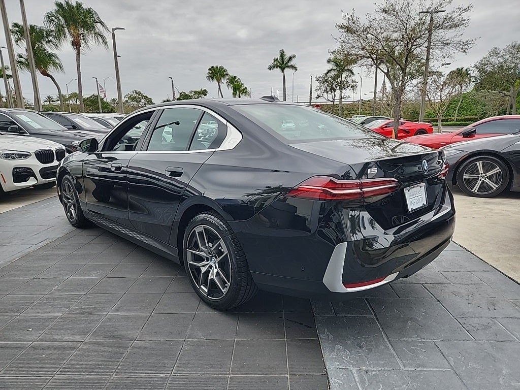 2024 BMW i5 eDrive40