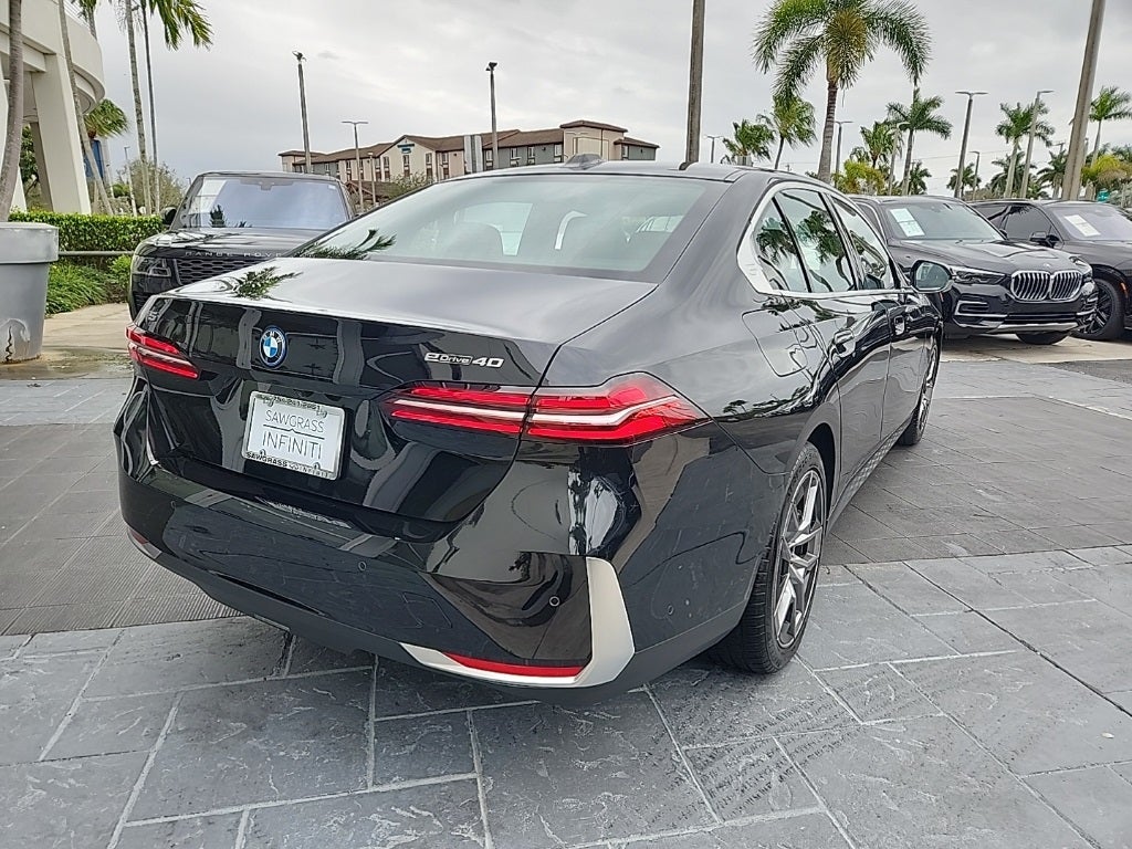 2024 BMW i5 eDrive40