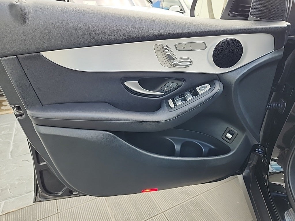 2019 Mercedes-Benz GLC 300 GLC 300