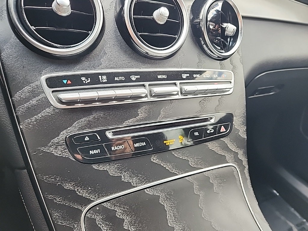 2019 Mercedes-Benz GLC 300 GLC 300