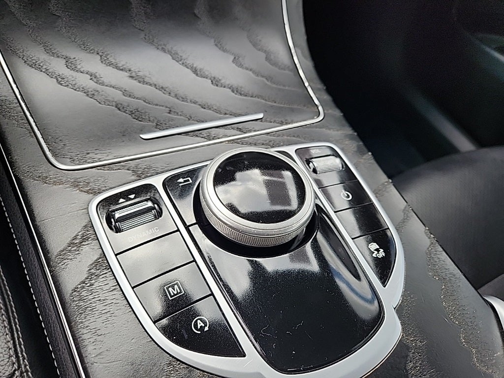 2019 Mercedes-Benz GLC 300 GLC 300