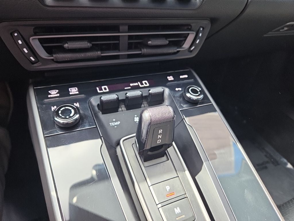 2021 Porsche 911 Carrera