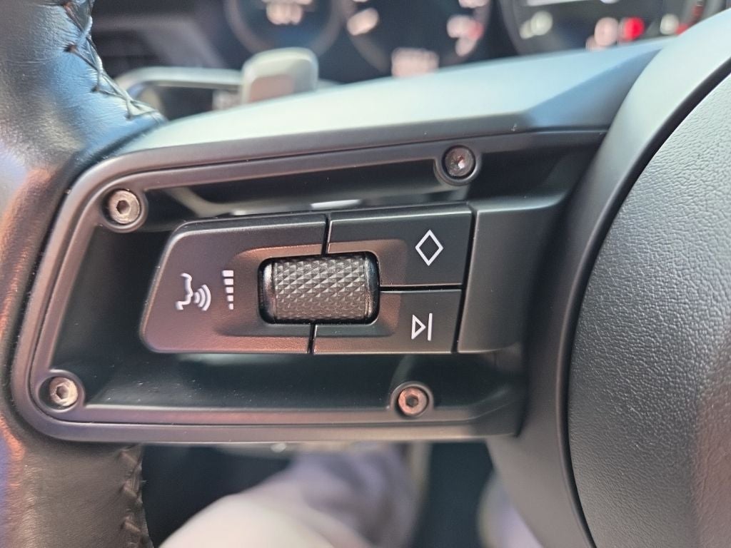 2021 Porsche 911 Carrera