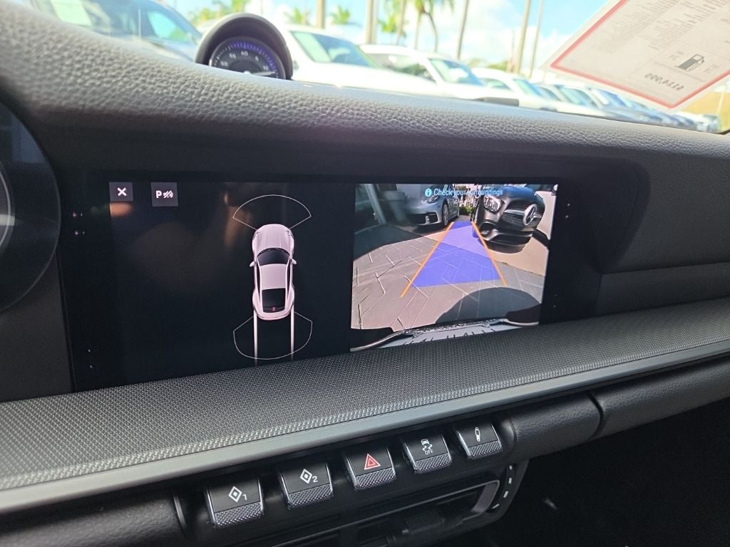 2021 Porsche 911 Carrera