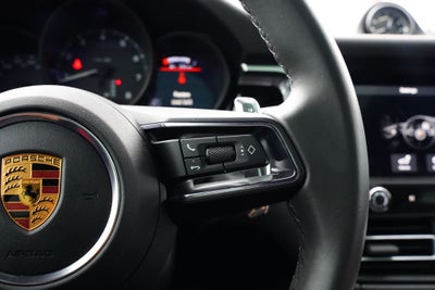 2022 Porsche Macan Base