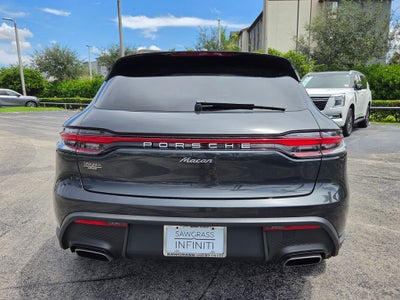 2025 Porsche Macan Base