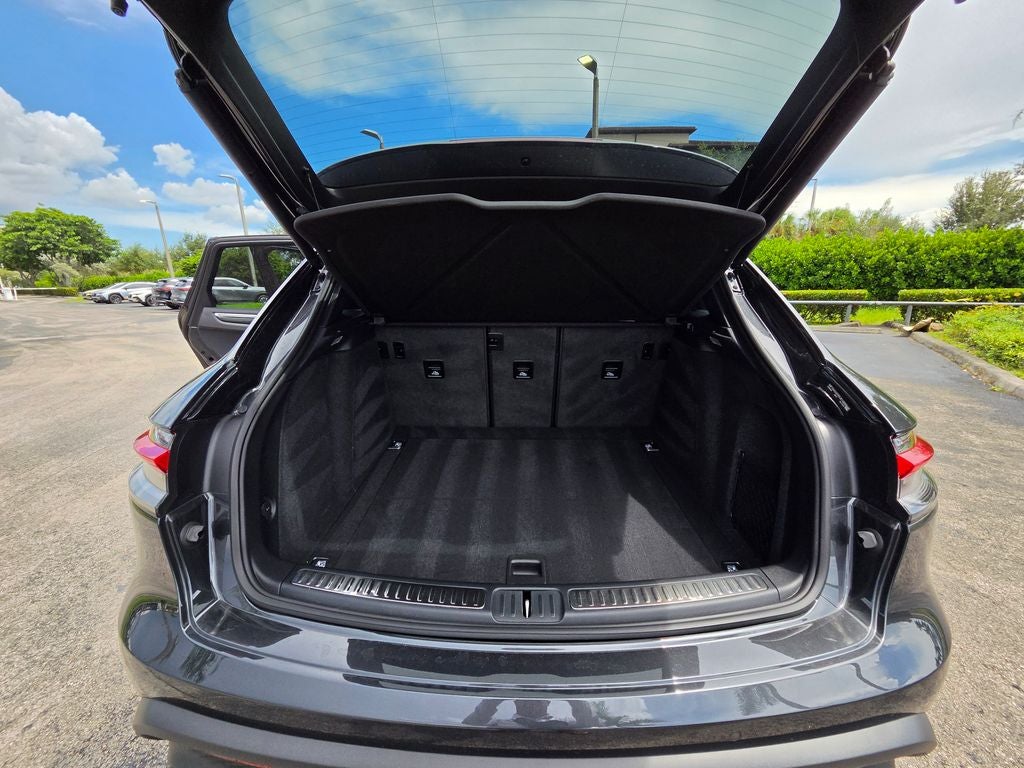 2025 Porsche Macan Base - Photo 21