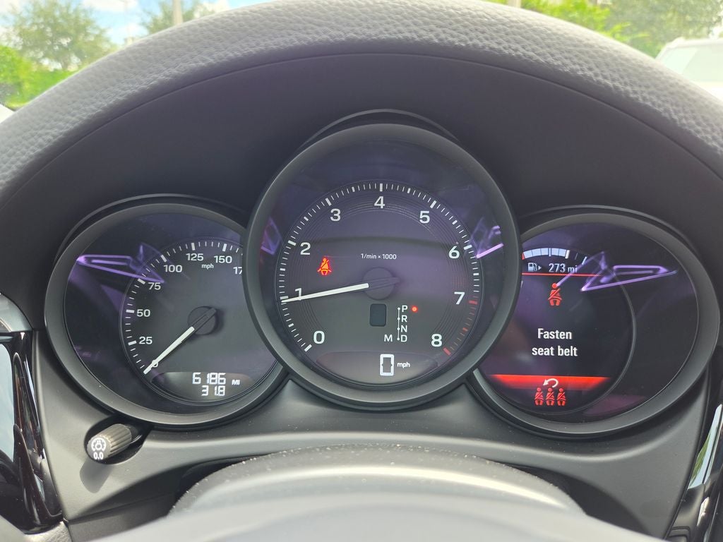 2025 Porsche Macan Base