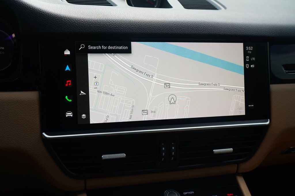 2022 Porsche Cayenne Base