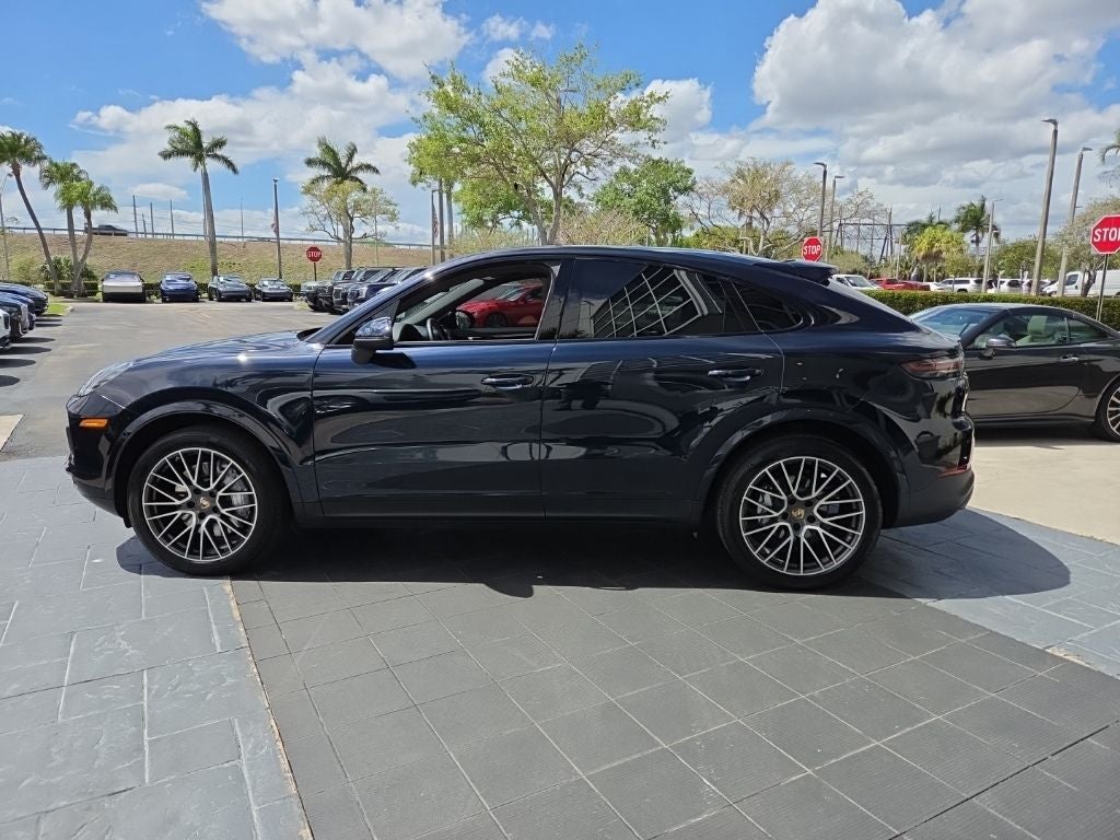 2021 Porsche Cayenne Base
