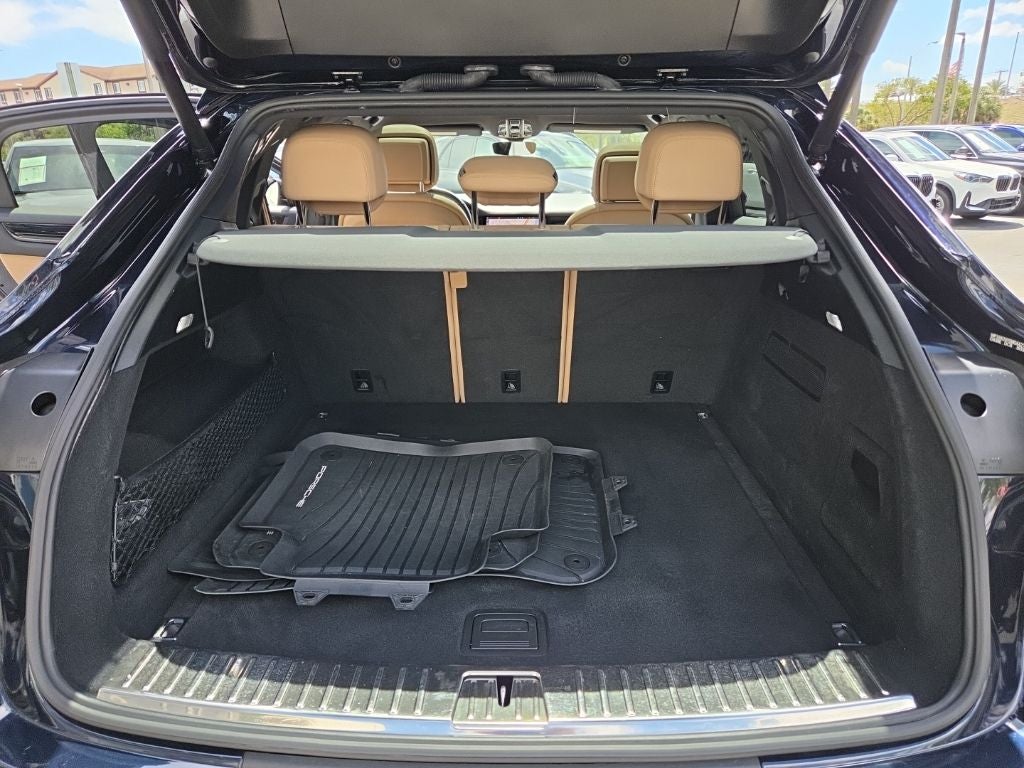 2021 Porsche Cayenne Base