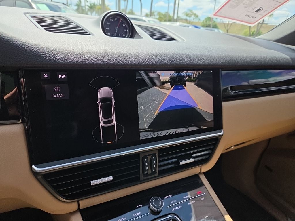 2021 Porsche Cayenne Base