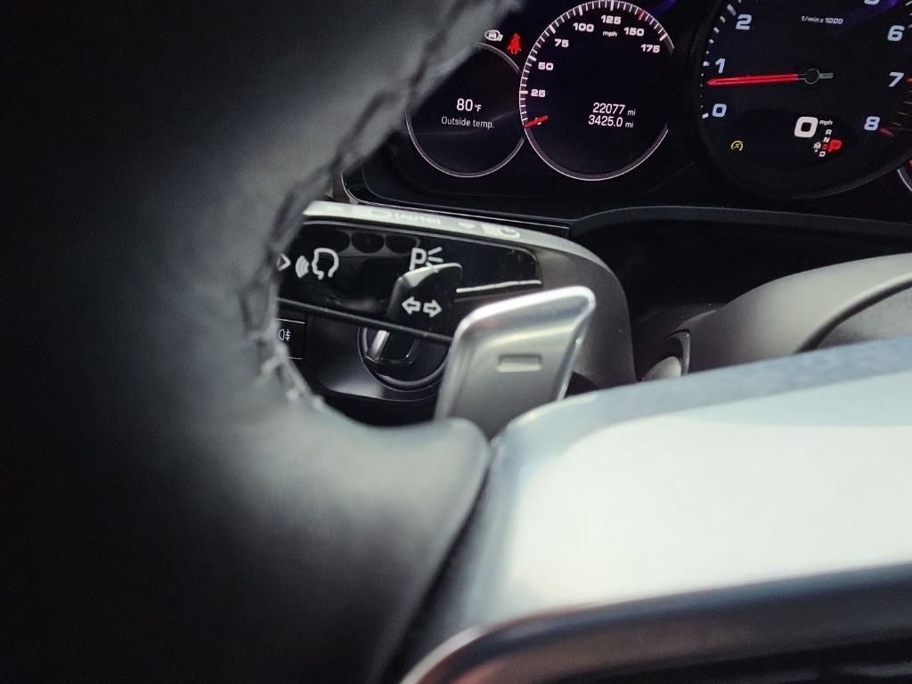 2023 Porsche Cayenne Platinum Edition