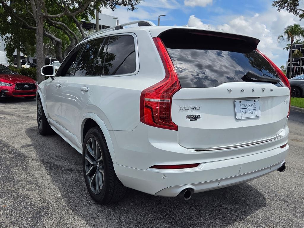 2019 Volvo XC90 T5 Momentum