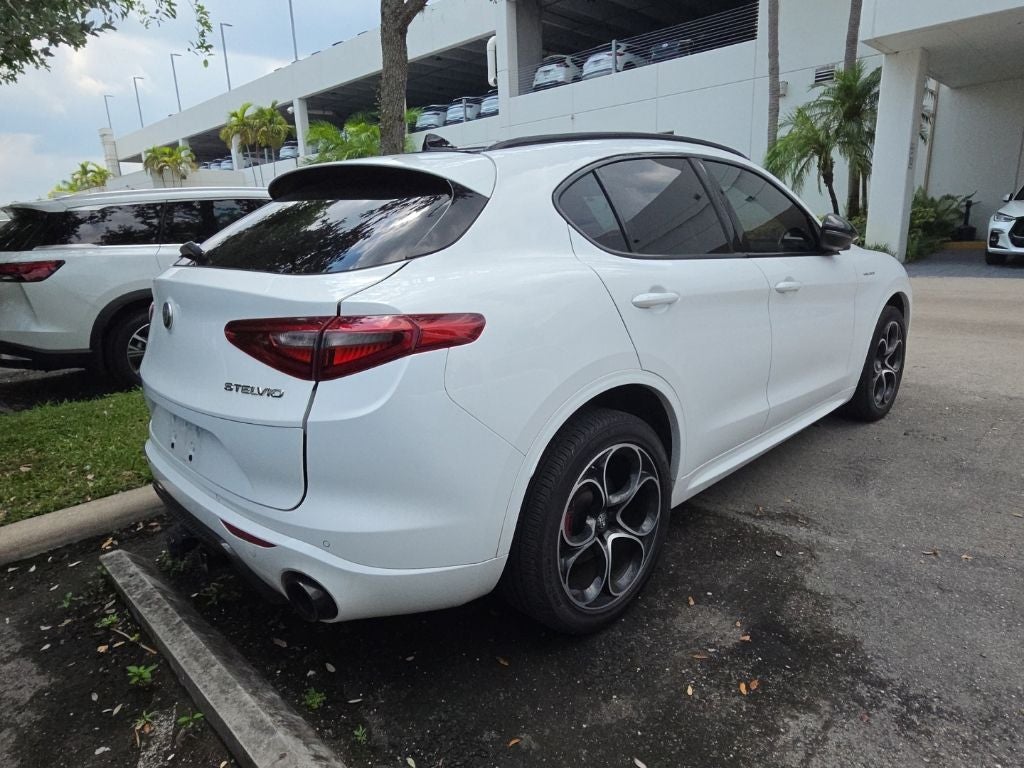 2023 Alfa Romeo Stelvio Veloce