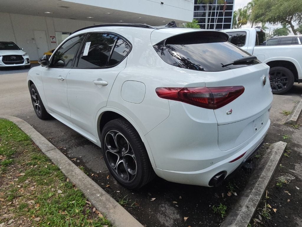 2023 Alfa Romeo Stelvio Veloce