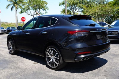2022 Maserati Levante Modena