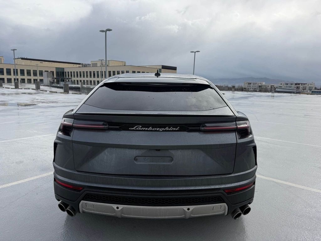 2019 Lamborghini Urus Base