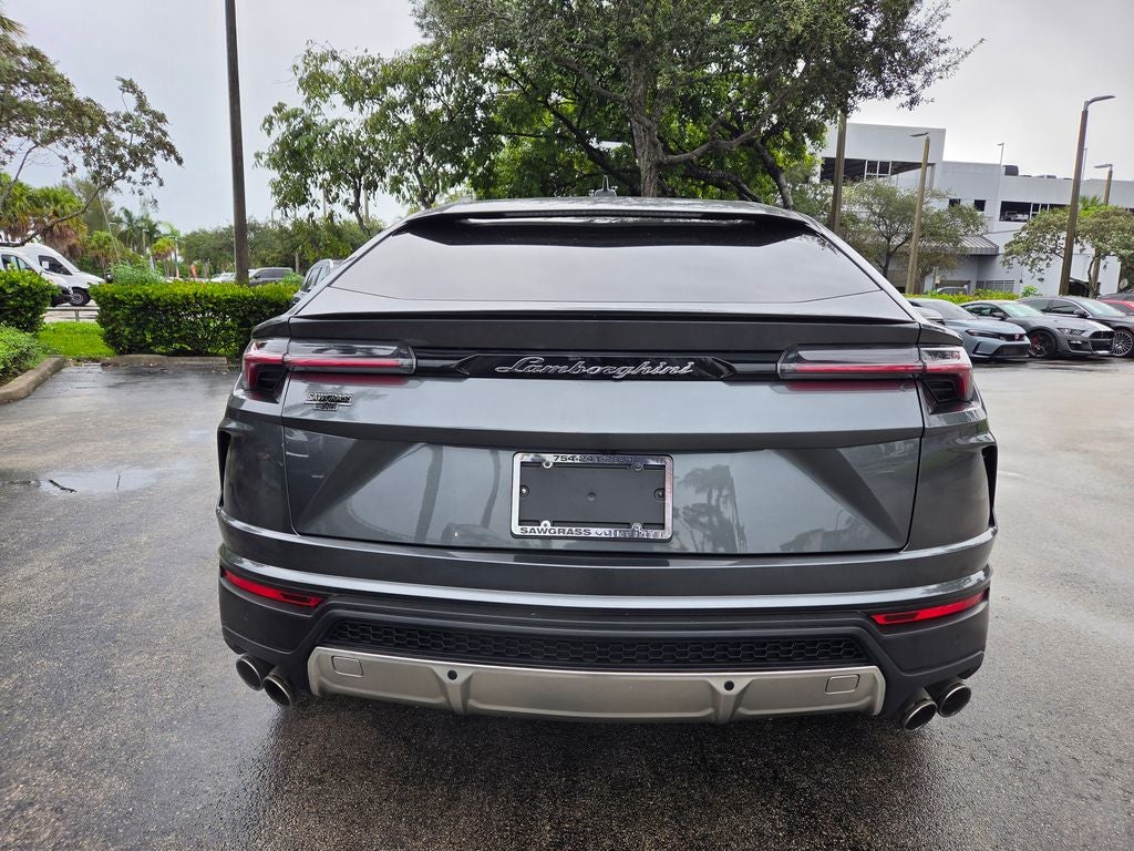 2019 Lamborghini Urus Base
