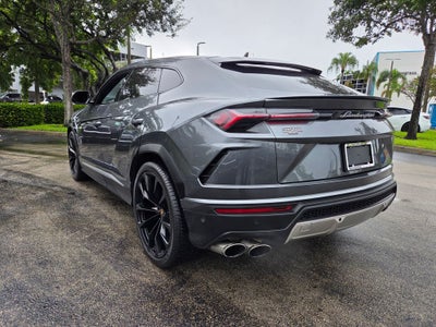 2019 Lamborghini Urus Base