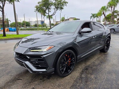2019 Lamborghini Urus Base