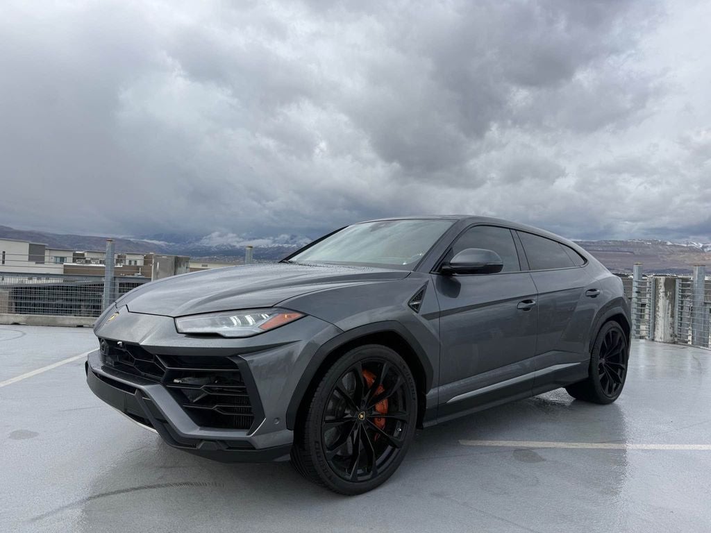 2019 Lamborghini Urus Base