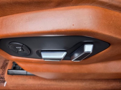 2019 Lamborghini Urus Base