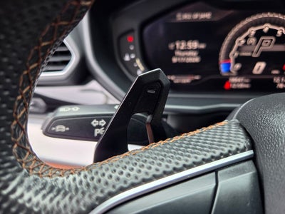 2019 Lamborghini Urus Base