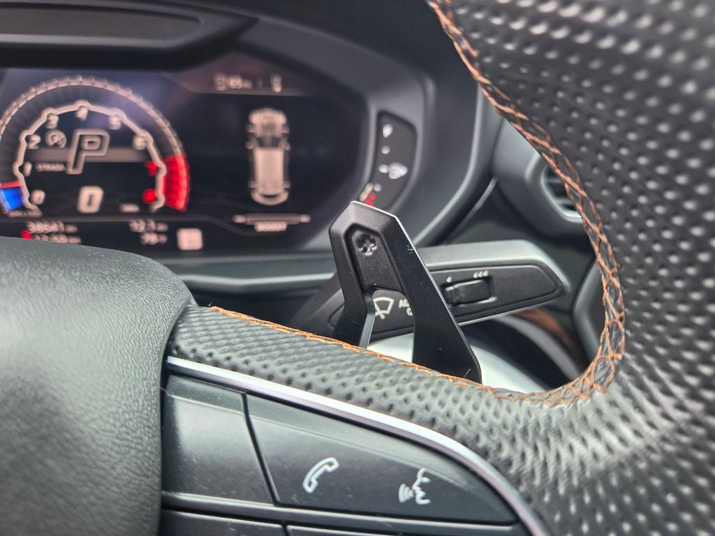 2019 Lamborghini Urus Base