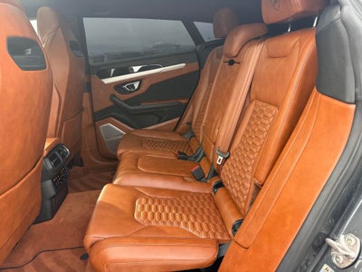 2019 Lamborghini Urus Base