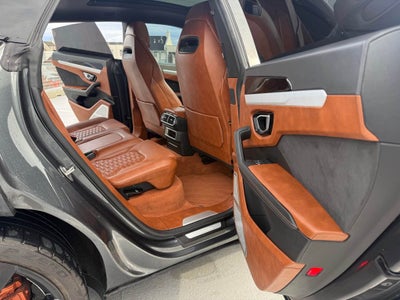2019 Lamborghini Urus Base