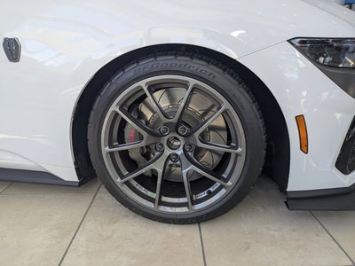 2025 Ford Mustang Dark Horse R