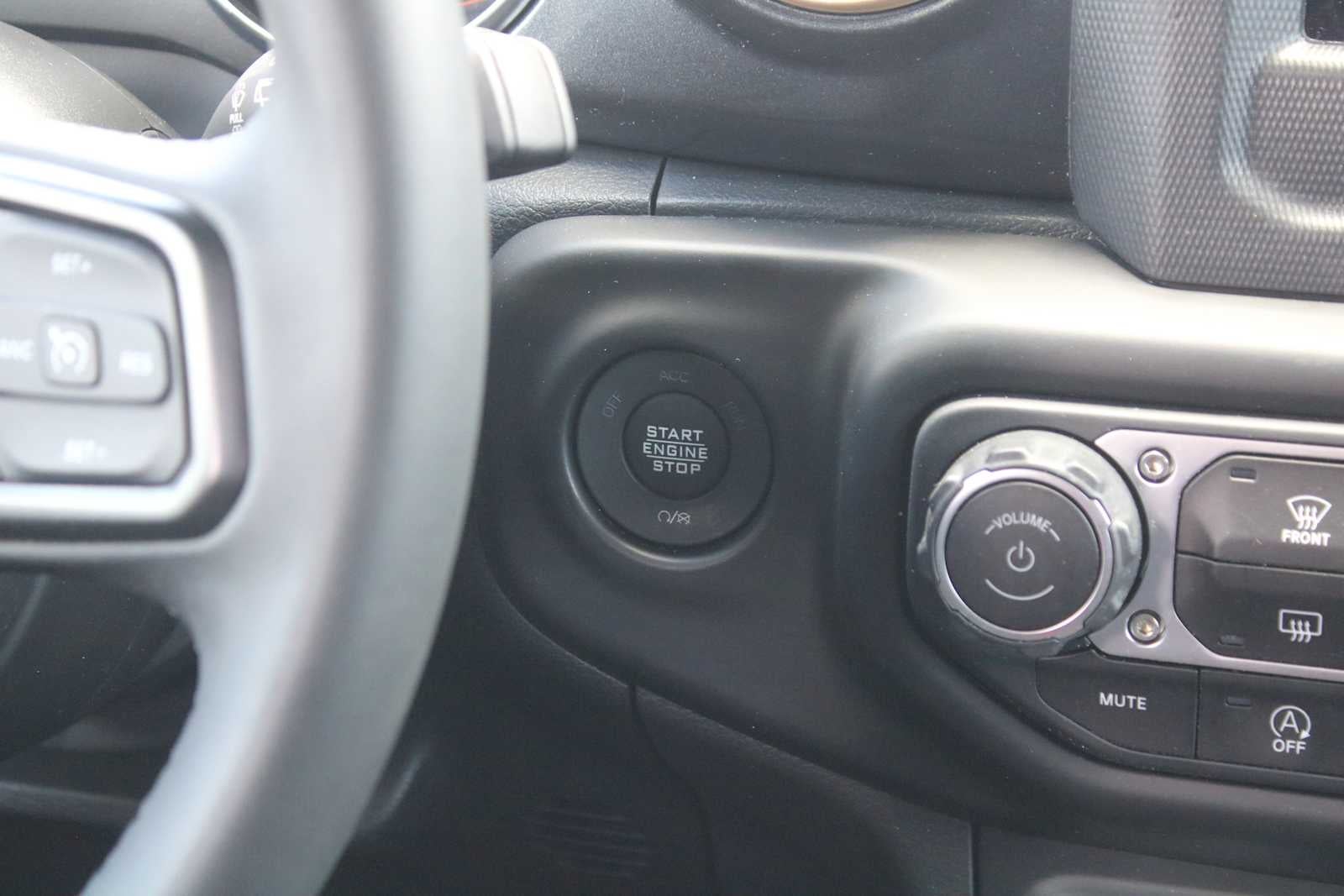 2023 Jeep Wrangler Sport Altitude