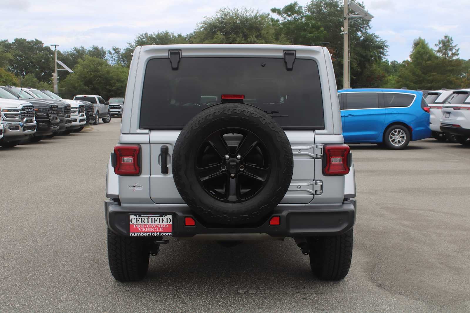 2022 Jeep Wrangler Unlimited Sahara Altitude
